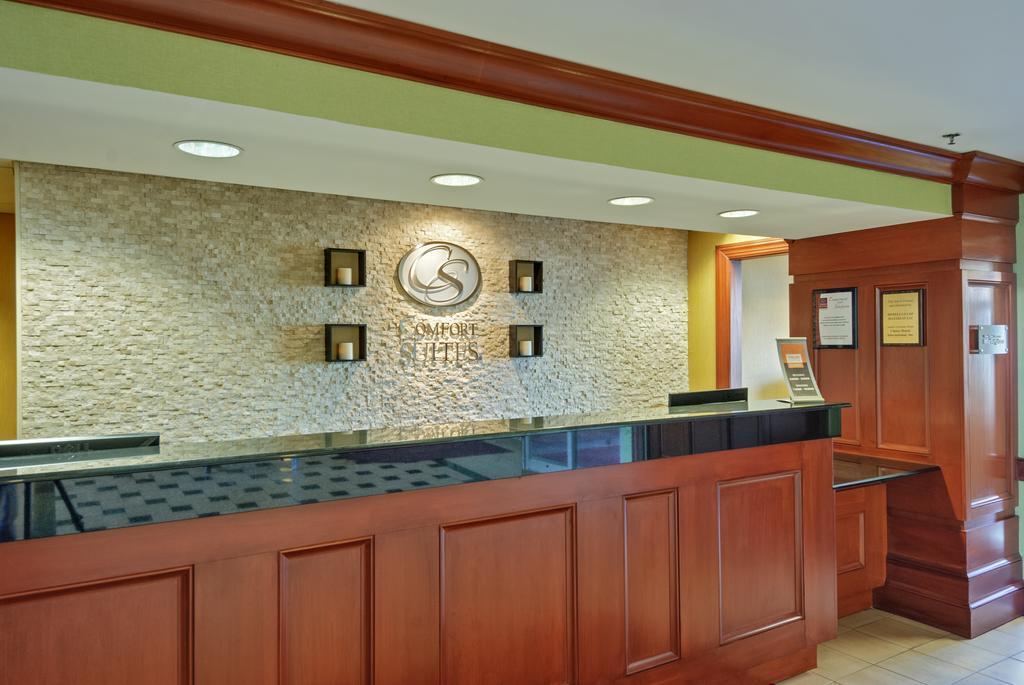 Comfort Suites Manassas Battlefield Park Bagian luar foto