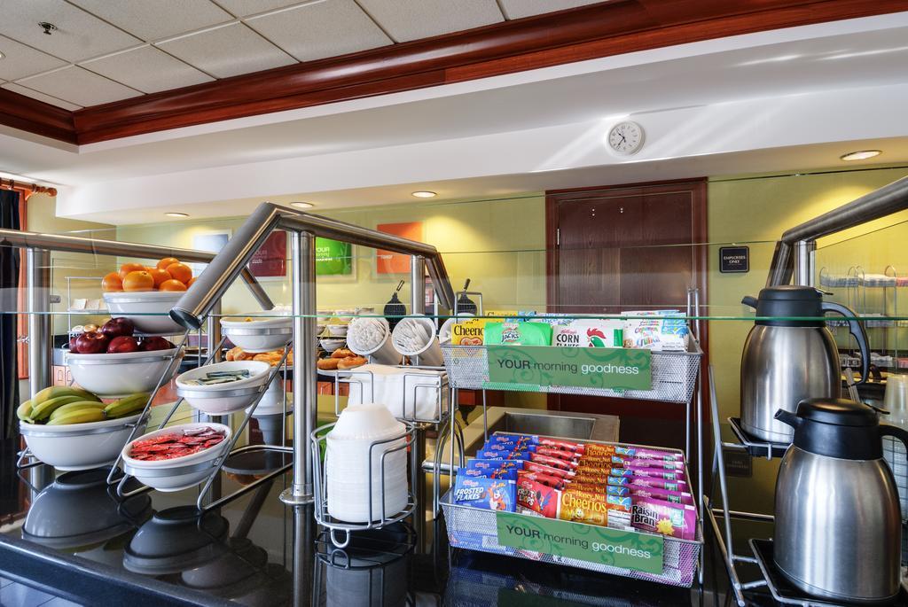Comfort Suites Manassas Battlefield Park Bagian luar foto